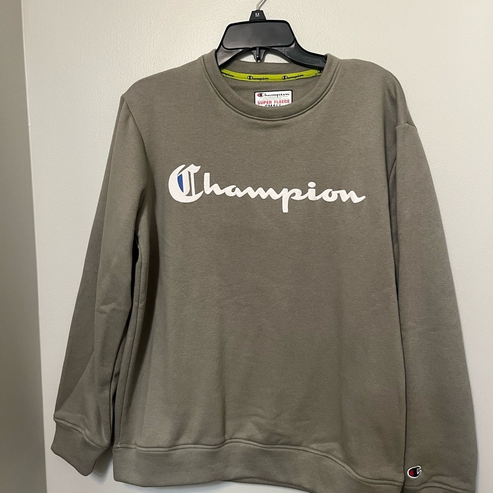 Champion Olive green sweatshirt EUC logo 90’s size small fleece casual